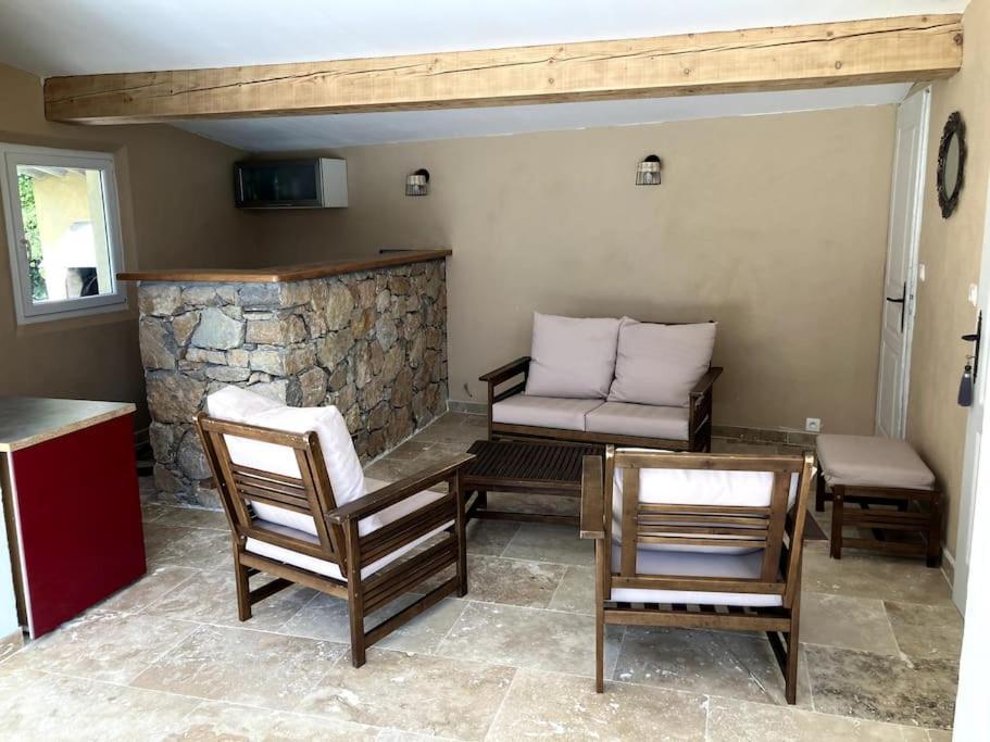 Maison 8/10 Pers Au Calme Absolu Draguignan Dış mekan fotoğraf